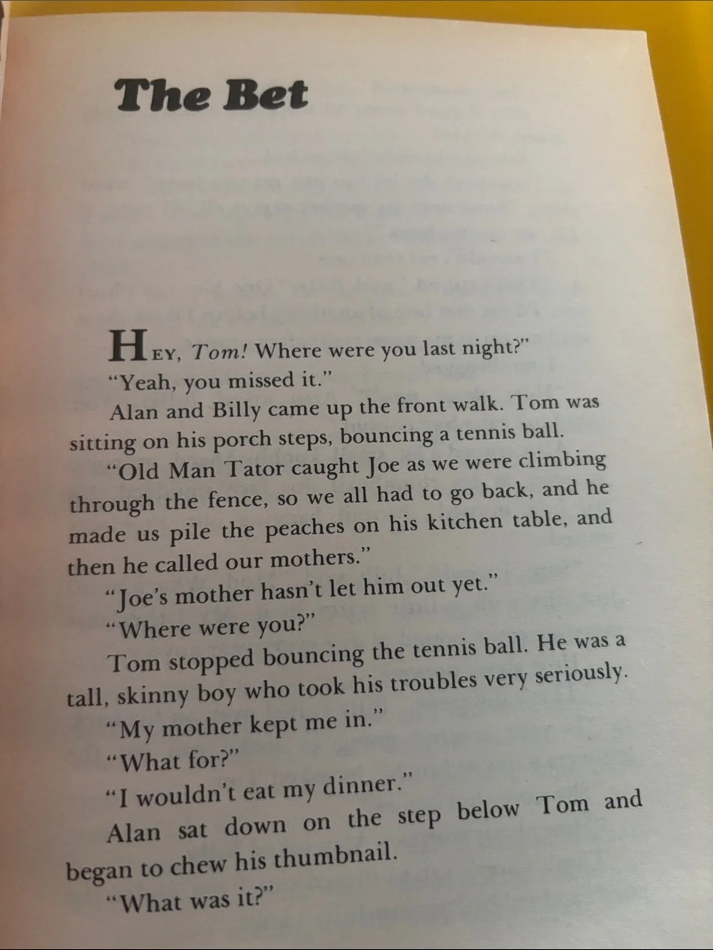 How to Eat Fried Worms by Thomas Rockwell - Yellow Cover